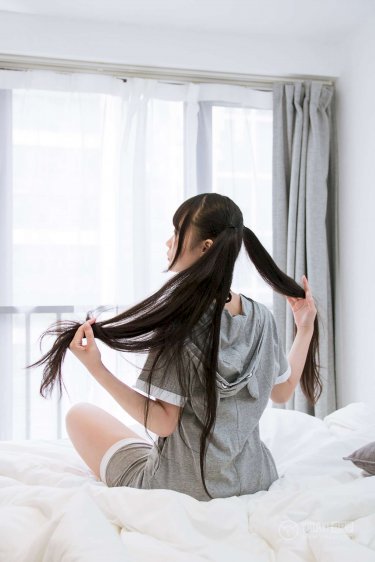主人羞辱调教尿壶